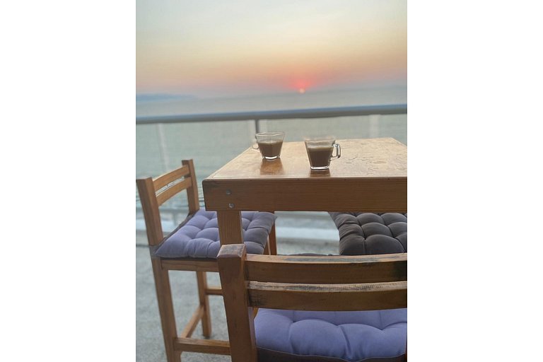 BEACHFRONT PENTHOUSE with PRIVATE POOL