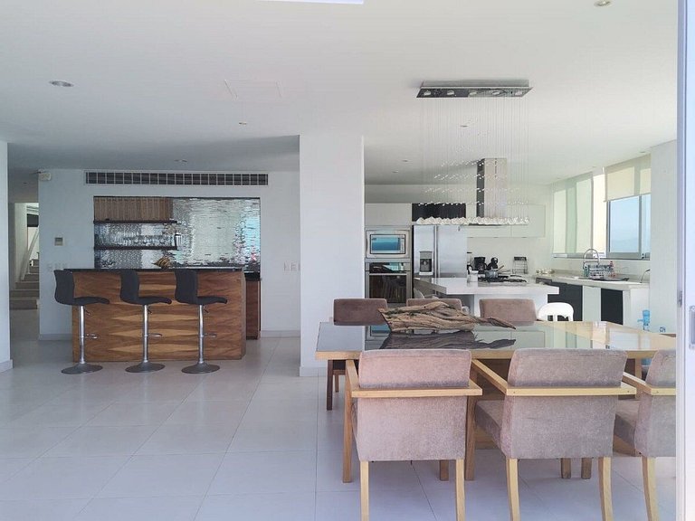 BEACHFRONT PENTHOUSE with PRIVATE POOL