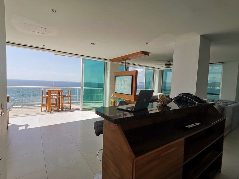 BEACHFRONT PENTHOUSE with PRIVATE POOL
