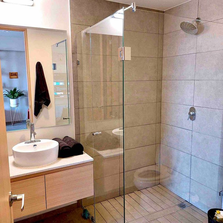 PH en piso 14, Mucha Seguridad Con Jacuzzi y Gym