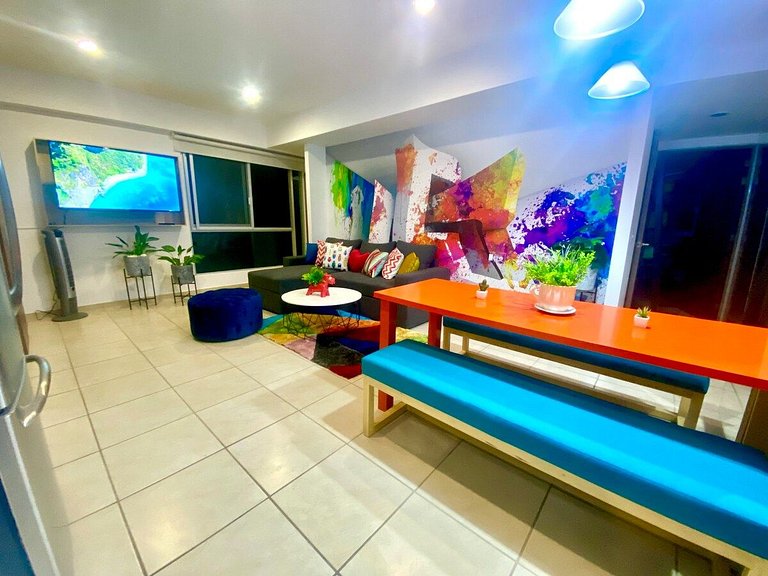 2 BEDROOMS WITH POOL, GYM, 24 HOURS SECURITY, 7 PEOPLE