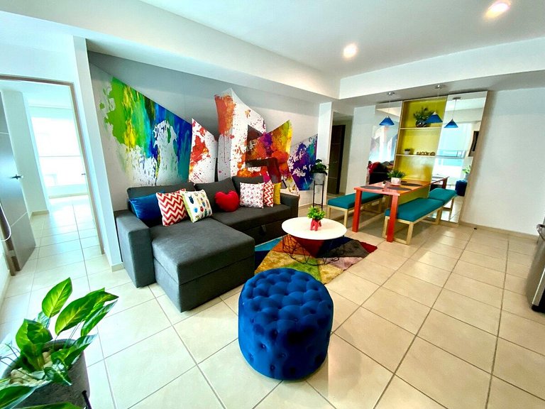 2 BEDROOMS WITH POOL, GYM, 24 HOURS SECURITY, 7 PEOPLE