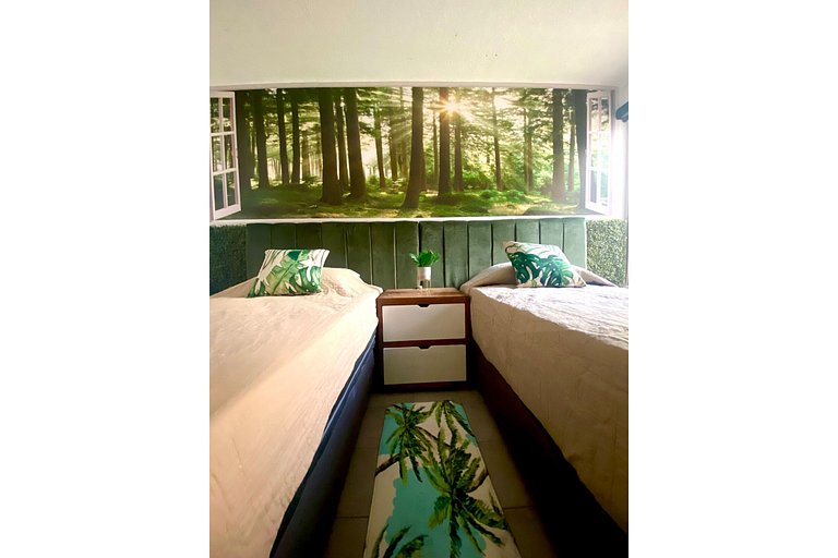 Planta Baja Enorme, Jardín, Parking, Hasta 11 Pax