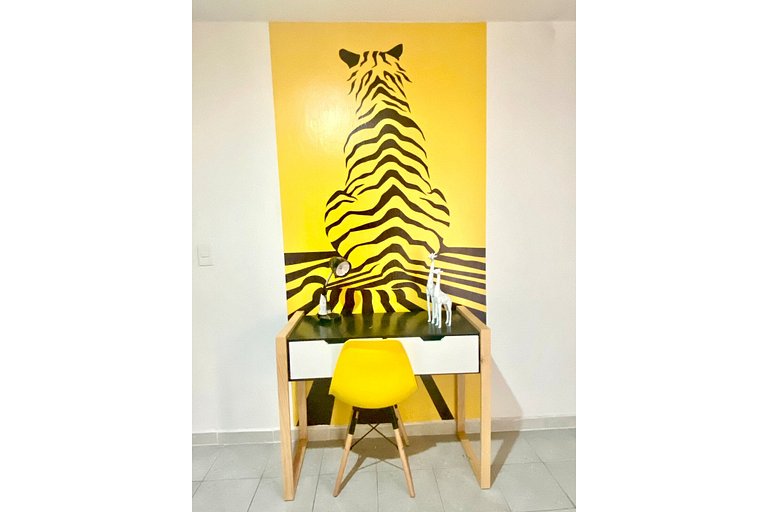 Planta Baja Enorme, Jardín, Parking, Hasta 11 Pax