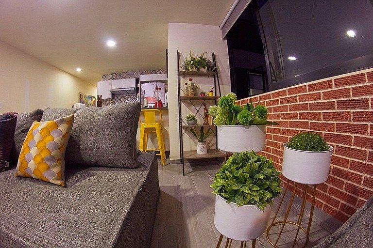 DECORATED AND EQUIPPED TO HAVE THE BEST REVIEW