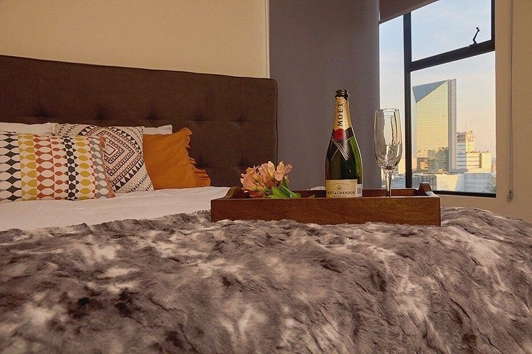 DECORATED AND EQUIPPED TO HAVE THE BEST REVIEW