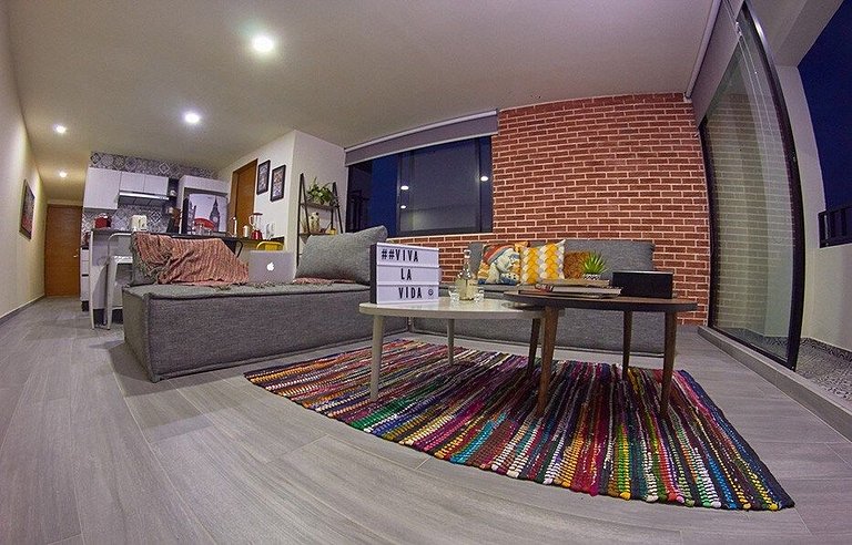 DECORATED AND EQUIPPED TO HAVE THE BEST REVIEW