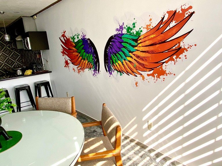 HUGE. FULL APARTMENT 100% REMODELED EXPO AREA