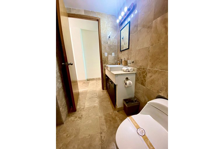 2 STORY APARTMENT, POOL VIEW. 50 mts from THE SEA