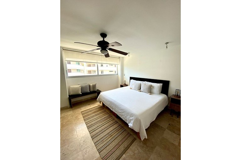 2 STORY APARTMENT, POOL VIEW. 50 mts from THE SEA