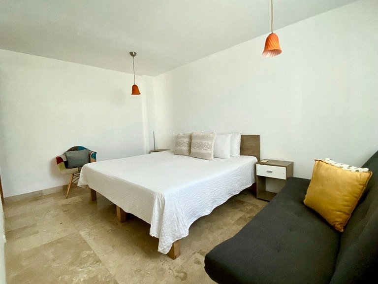 2 STORY APARTMENT, POOL VIEW. 50 mts from THE SEA