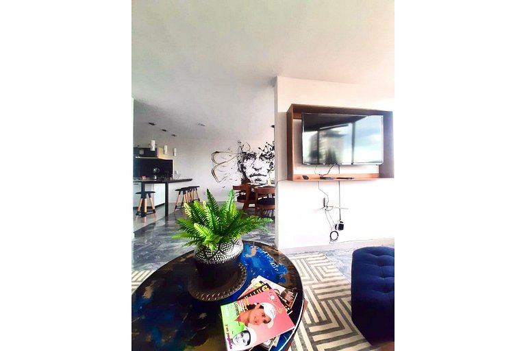 PH Grande, Piso Completo 100% Remodelado Zona Expo