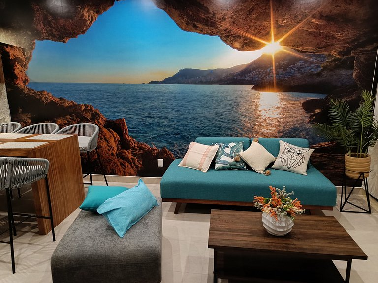 Excellent location with a roof garden and pool