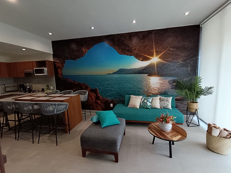 Excellent location with a roof garden and pool