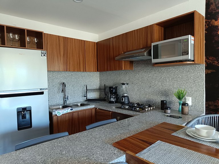 Excellent location with a roof garden and pool