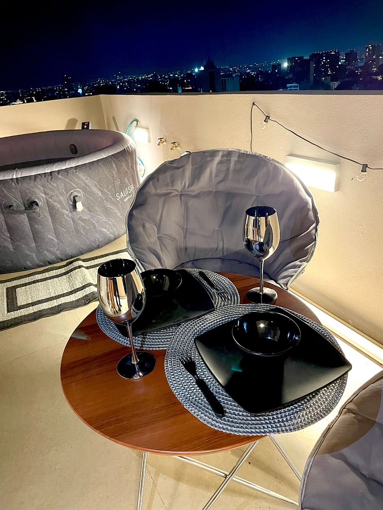 Glamping con jacuzzi en piso 15, único en Gdl, vistas espect