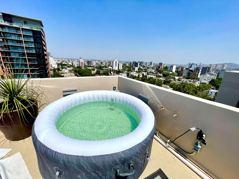 Glamping with jacuzzi on 15th floor, Great View