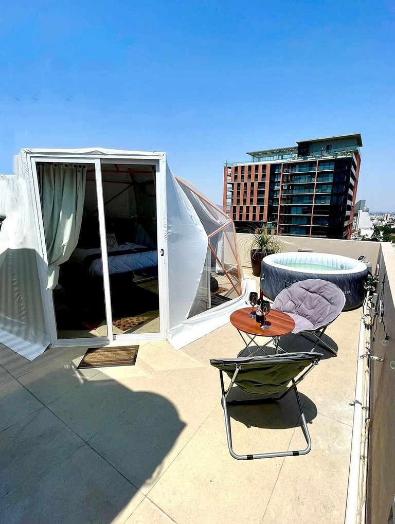 Glamping con jacuzzi en piso 15, único en Gdl, vistas espect