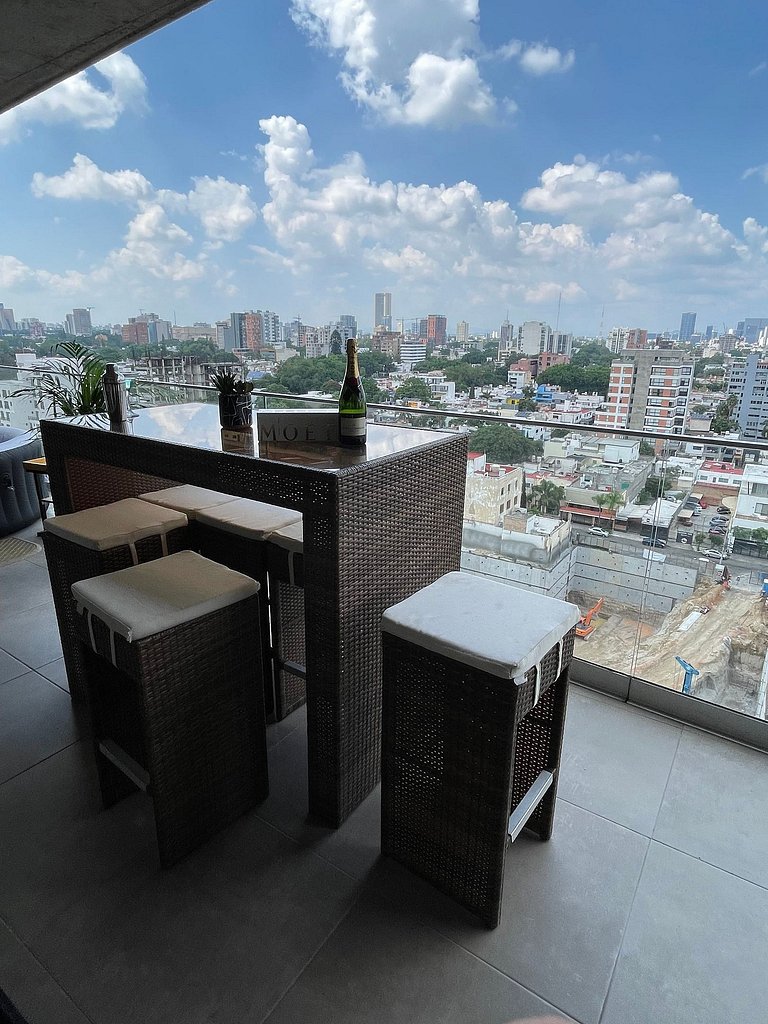 Espectacular diseño, terraza con Hamaca y Jacuzzi