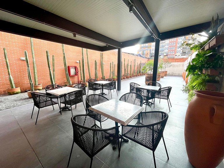 Espectacular diseño, terraza con Hamaca y Jacuzzi