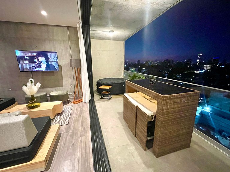 Espectacular diseño, terraza con Hamaca y Jacuzzi