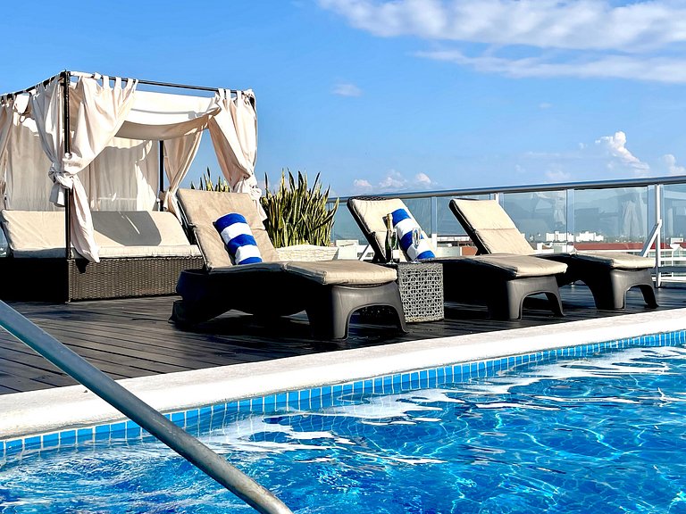 BEACHFRONT PENTHOUSE with PRIVATE POOL