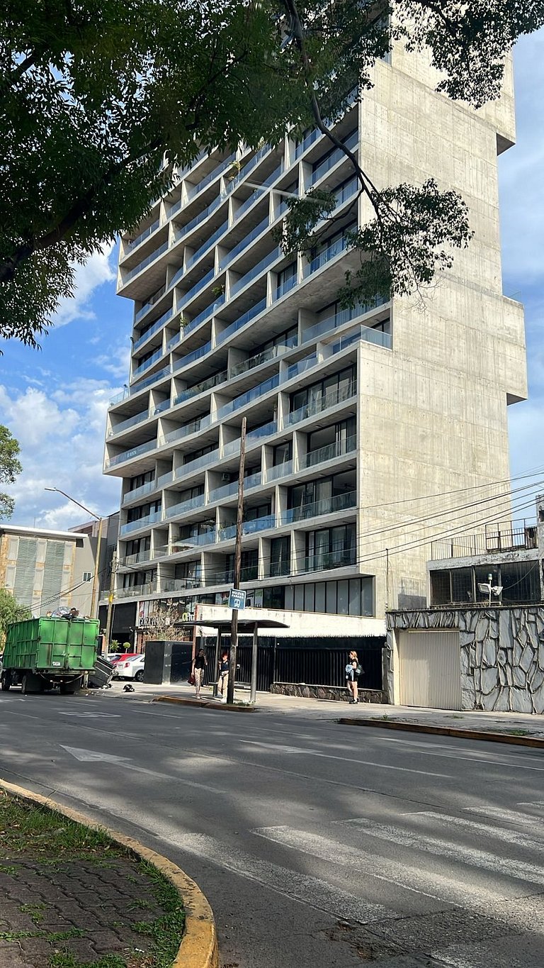 Diseño espectacular, muy amplio con 2 terrazas